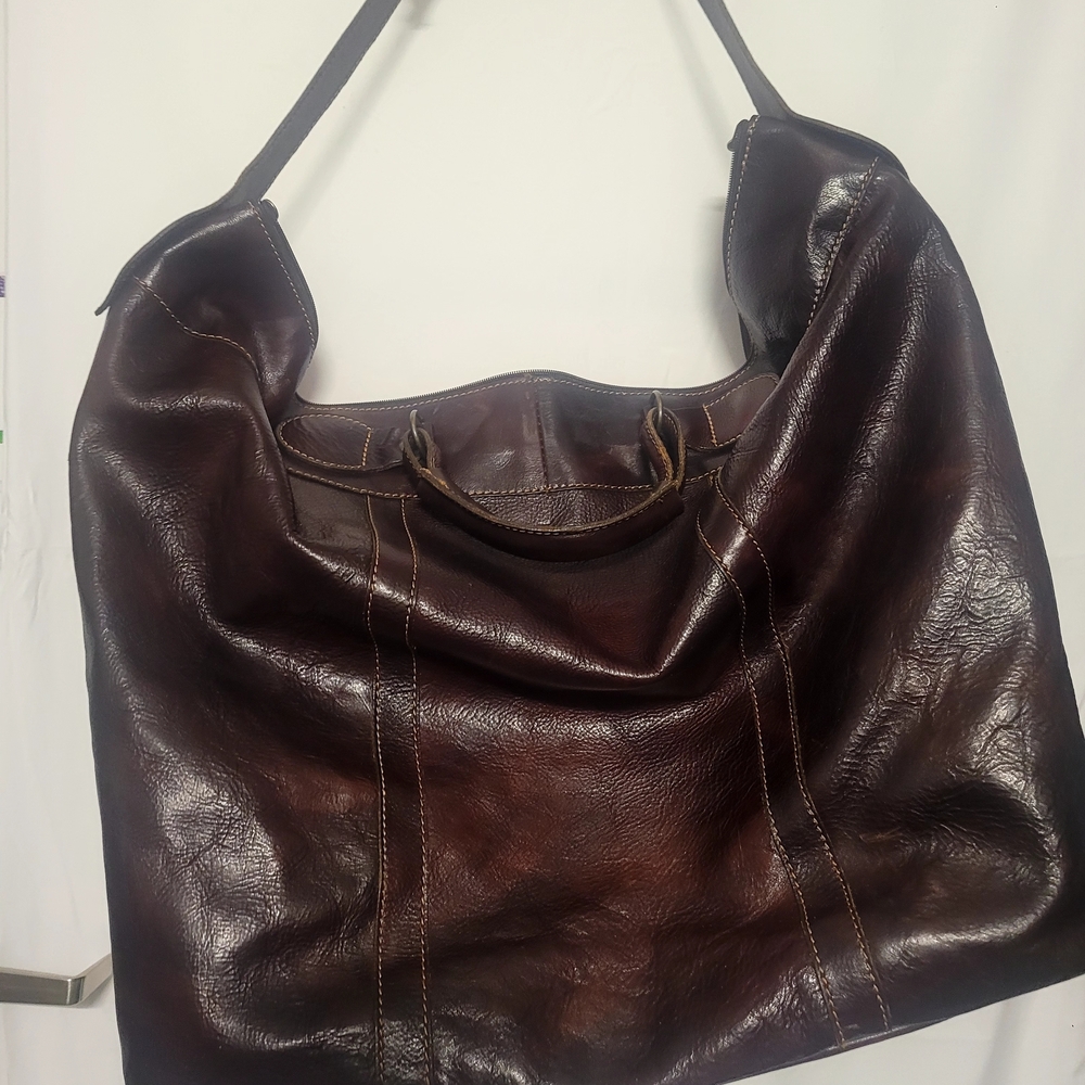 Luxurious Dark Brown Leather Duffel Bag